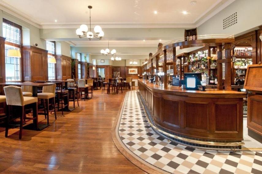 The Greenwood - Wetherspoon 3* Northolt (Greater London)